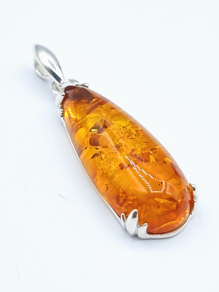 Teardrop Cognac Baltic Amber | MILA 